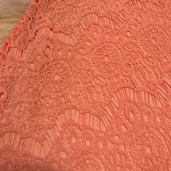Coral Lace Dress - Picture 3 of 4
